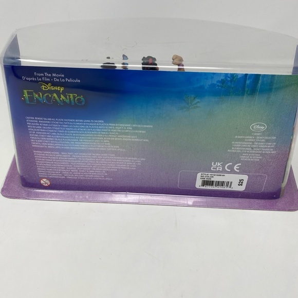 NEW - Disney Encanto Figurine Set - Picture 4 of 5